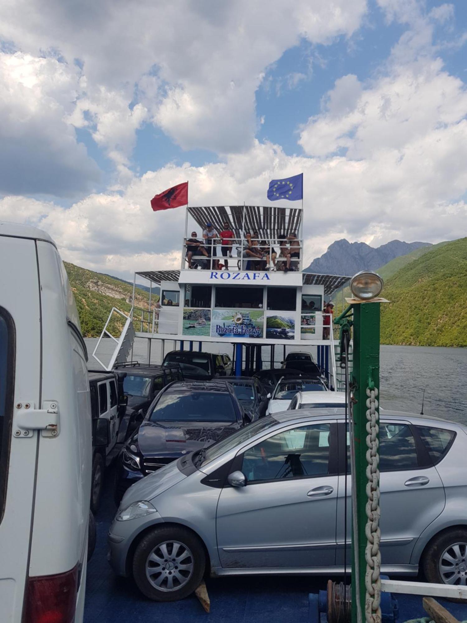 Rozafa Ferry & Accommodation Koman Экстерьер фото